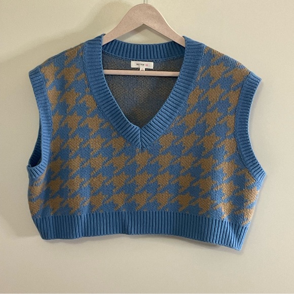 BETTER BE Houndstooth Cropped V-Neck Vest S - Picture 1 of 5